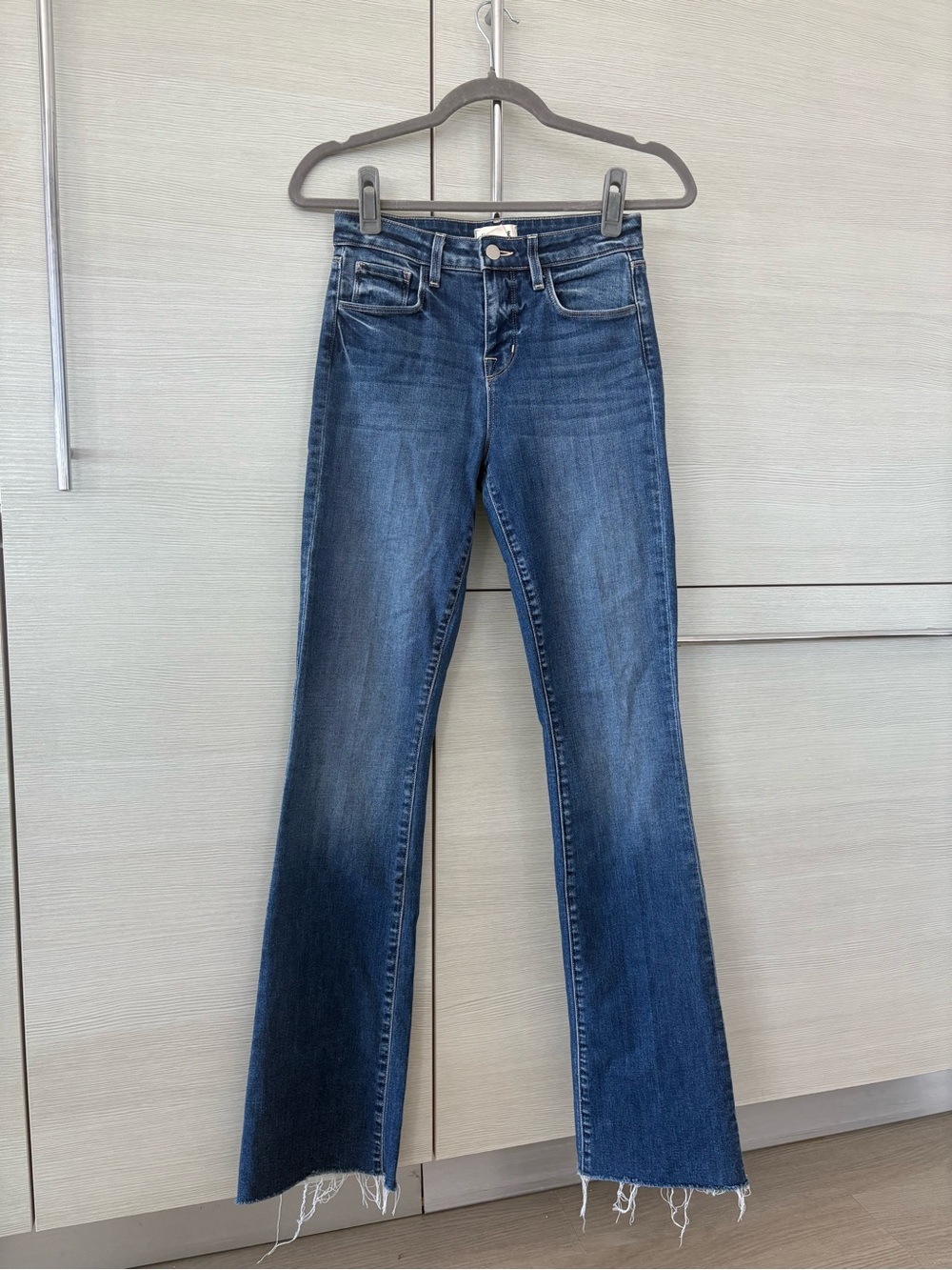 L’Agence Ruth Straight Leg Jean - Picture 6 of 11